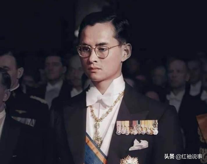 老泰王年轻照片,老泰王年轻时