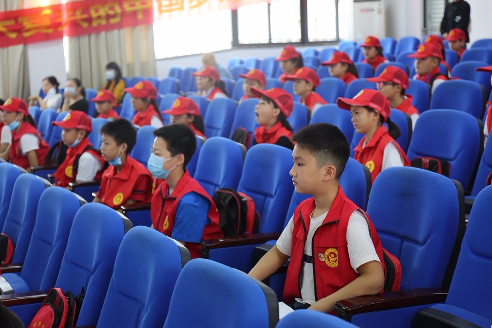 红领巾小记者眼中的新时代,红领巾小记者眼中的新时代系列