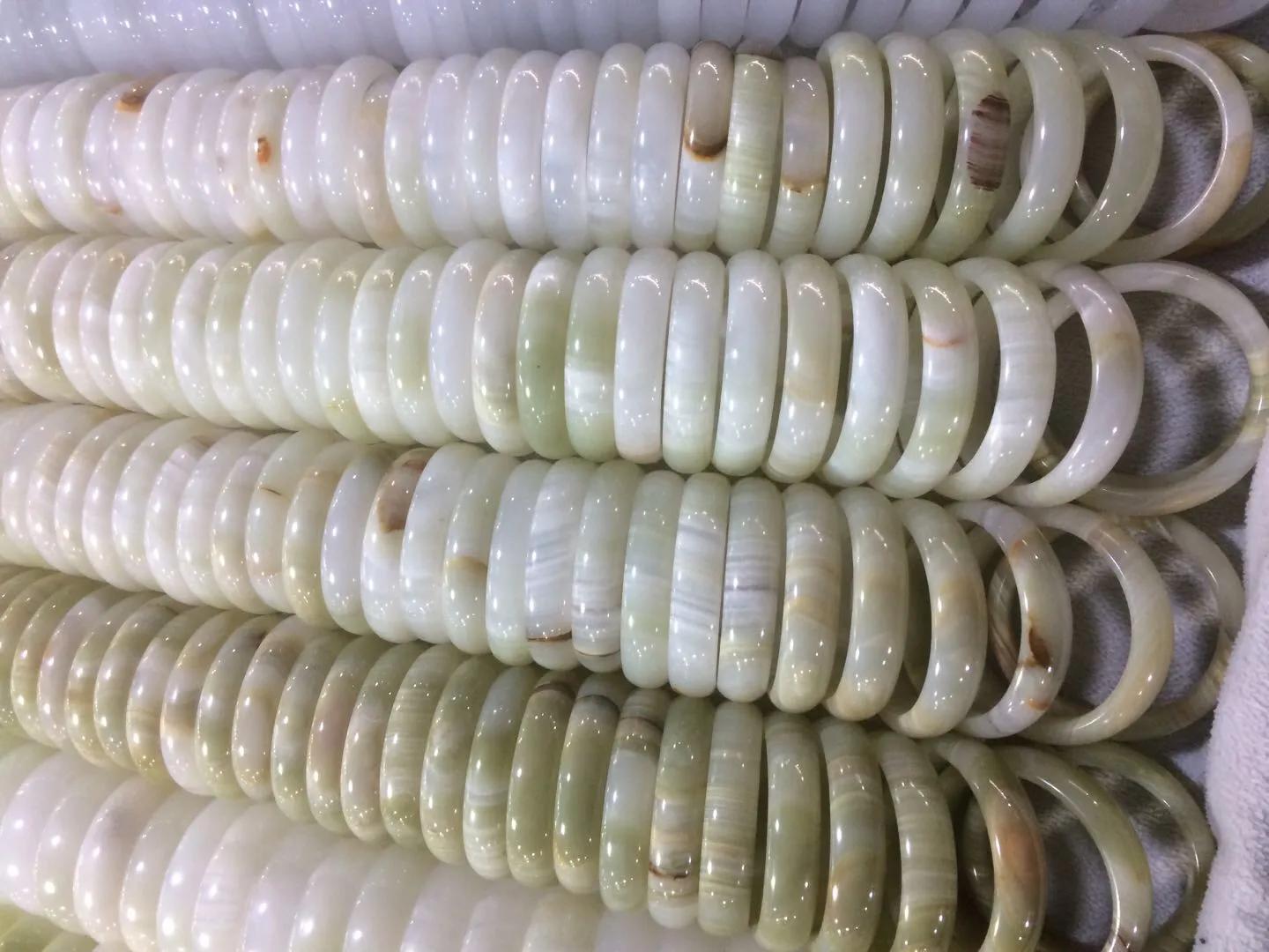 人人都买得起的奢侈品,人人都买得起翡翠