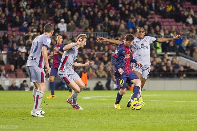 当今足坛十大顶级巨星,现役足坛前三大中场