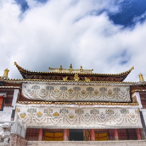 雅丹一日游最佳去处,水上雅丹游玩避坑