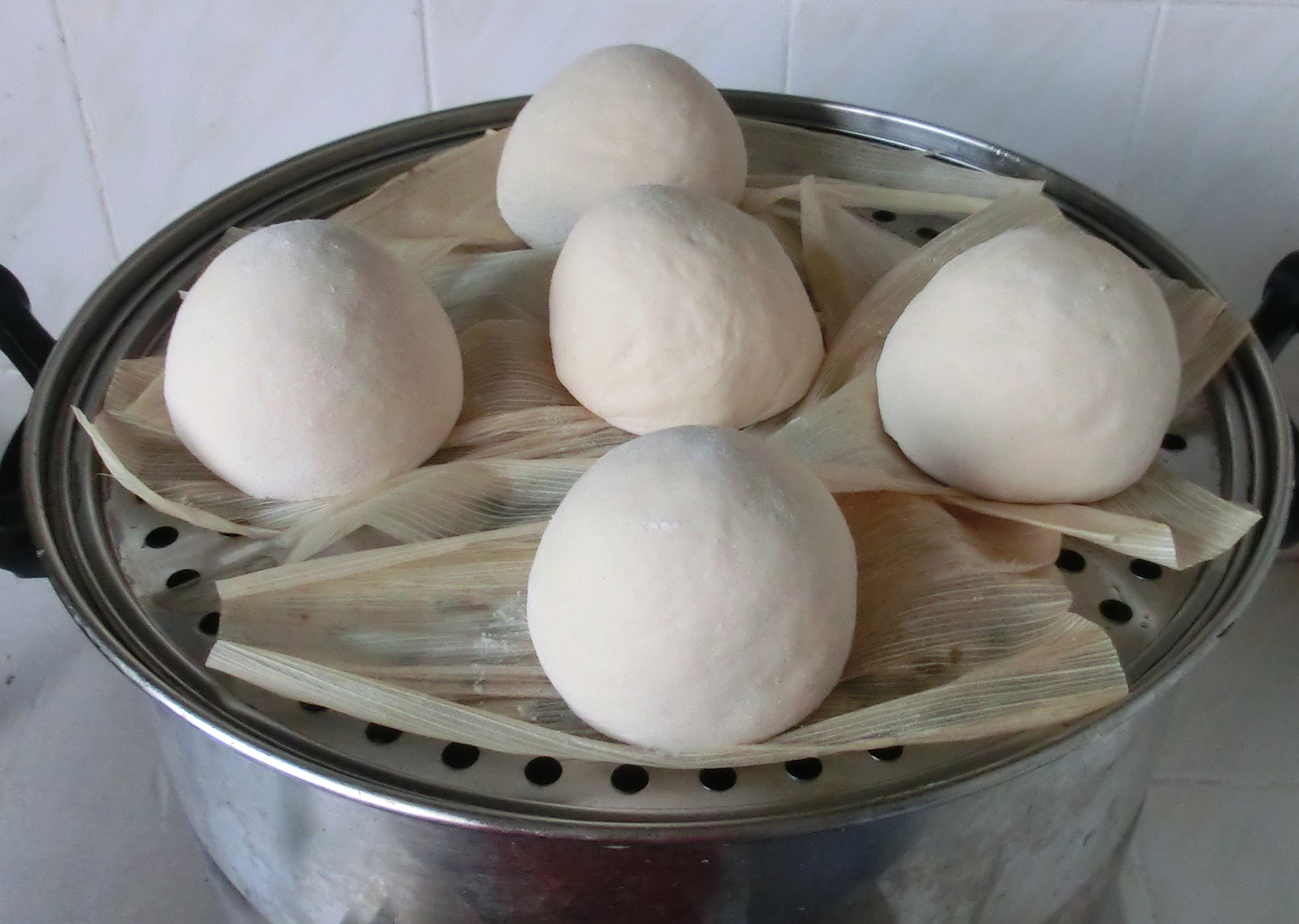 蒸馒头酵母直接放面里可以吗,蒸馒头酵母放多了咋整