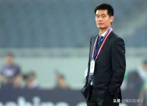 终于明白鲁能为何让佩莱当队长,终于明白为什么曼联闷平曼城