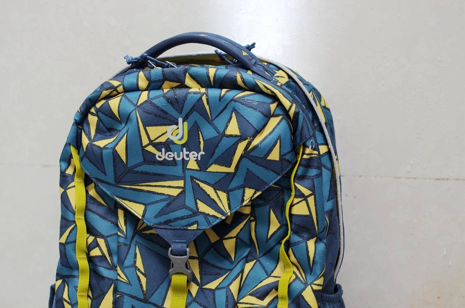 澶氱壒鎶よ剨涔﹀寘娴嬭瘎 (寰峰浗scout鍎跨鎶よ剨涔﹀寘)