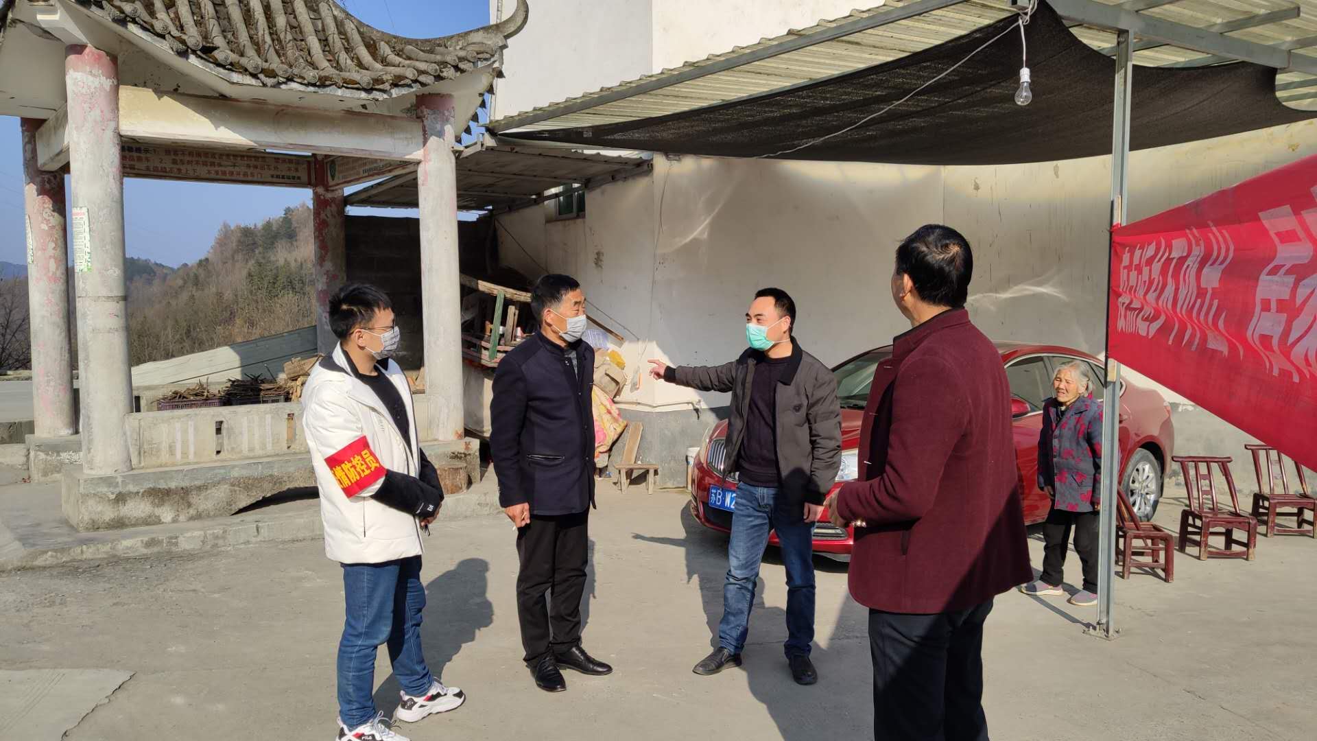 【平利检察】战“疫”一线的“90后”第一书记——周刚