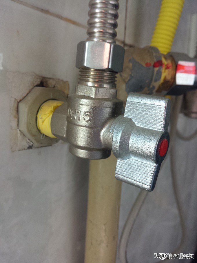 能率16b2afe燃气热水器怎么样,能率燃气热水器16升e5q评测