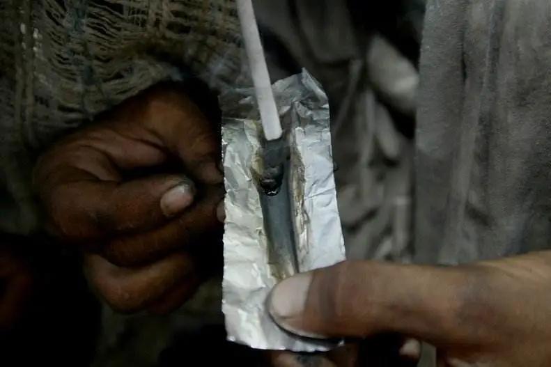 吸毒者生命的真实记录,吸毒记录视频