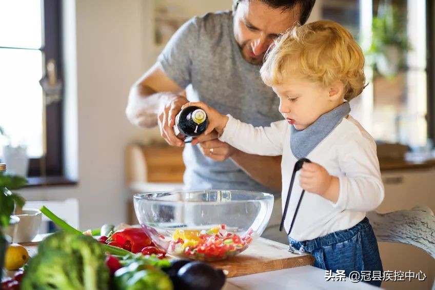 食用油花生油和大豆油哪个更健康,食用油花生油大豆油哪个好