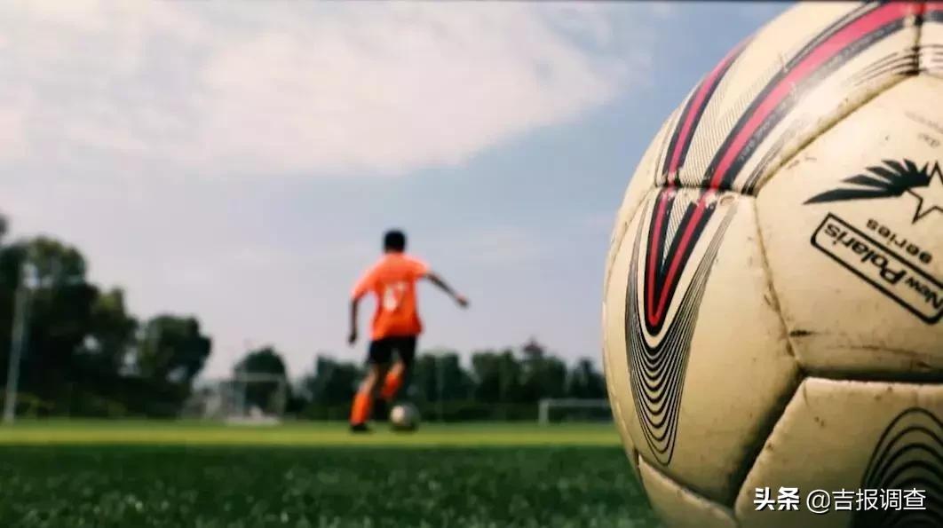 梅河口市第三实验小学六年级的刘珅玮是咋成为“足球小将”的？