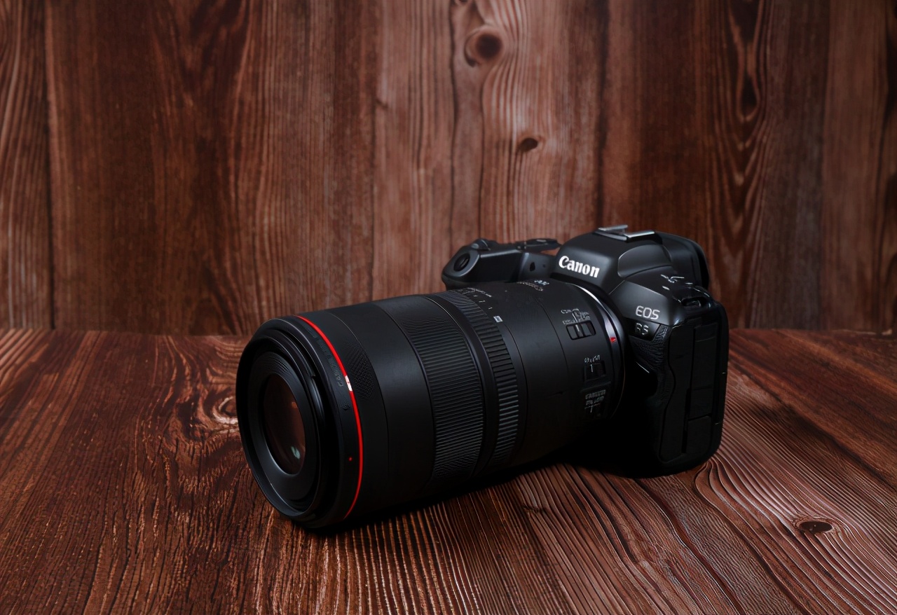 佳能最值得买的三个镜头,佳能全画幅无反推荐