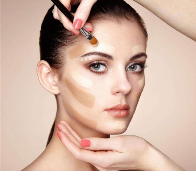 化完妆一会儿就发黄了,为什么化完妆没一会就黄了