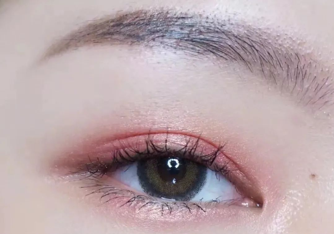 好看的眼影这么多，为啥这4款特别火？