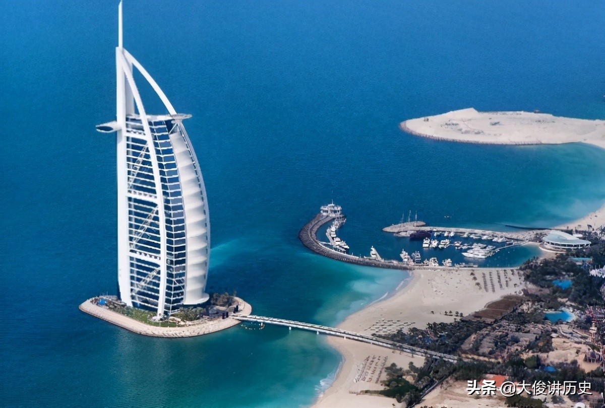 迪拜是中东的金融中心吗,迪拜是怎样从小渔村变成中东cbd的
