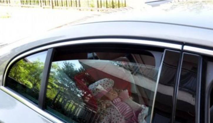 卤素灯对比led哪个更省电,卤素灯省电还是led灯费电