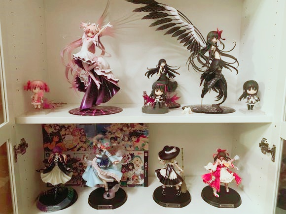 单反穷三代,手办毁一生