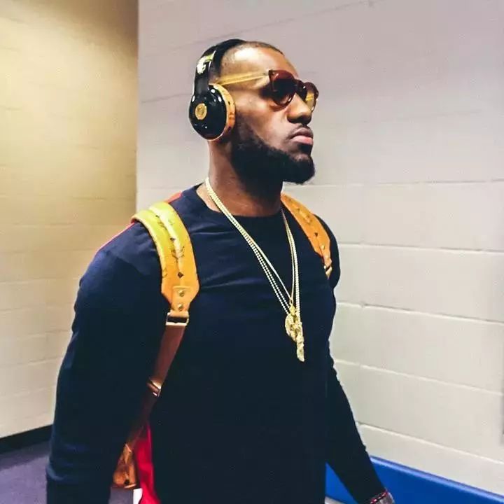 mcm为什么有的深有的浅,mc为什么喜欢奚梦瑶