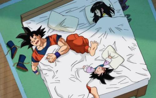 七龙珠悟空和琪琪接吻的画面,龙珠里面悟空和琪琪结婚的时候