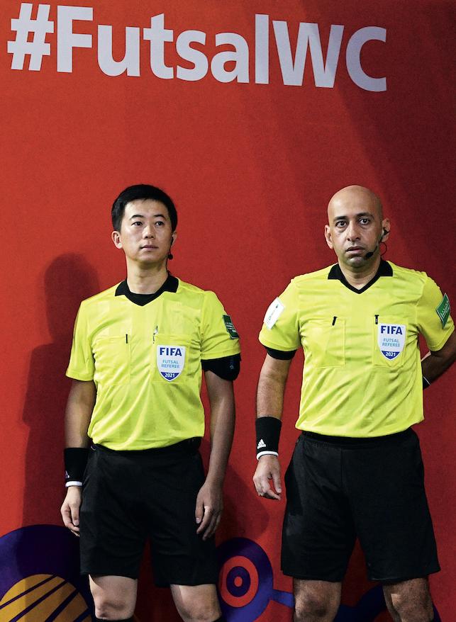 一个人的足球赛视频,一个人的世界杯纪录片