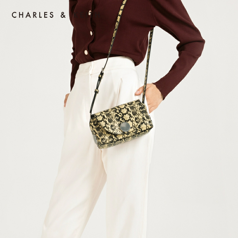 小ck新款包包穿搭,小ck的包包哪款最好看