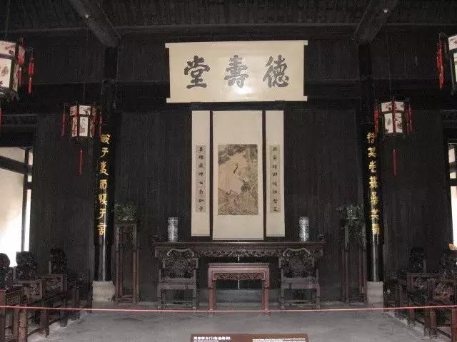 专用姓氏祠堂对联大全通用,李家大院李氏宗祠门口的对联