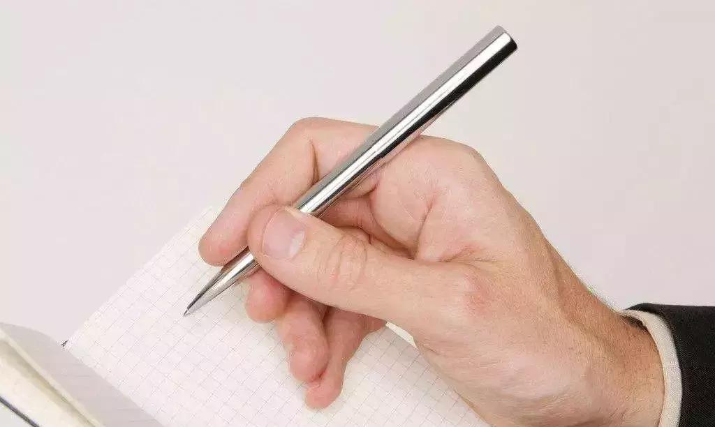 述职述责报告怎么写,年终述职述廉报告怎么写