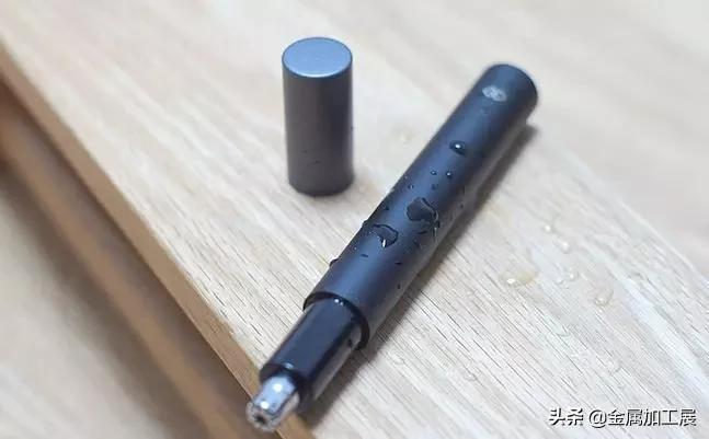 鼻毛修剪器怎样才能剃干净,鼻毛不能随便剪