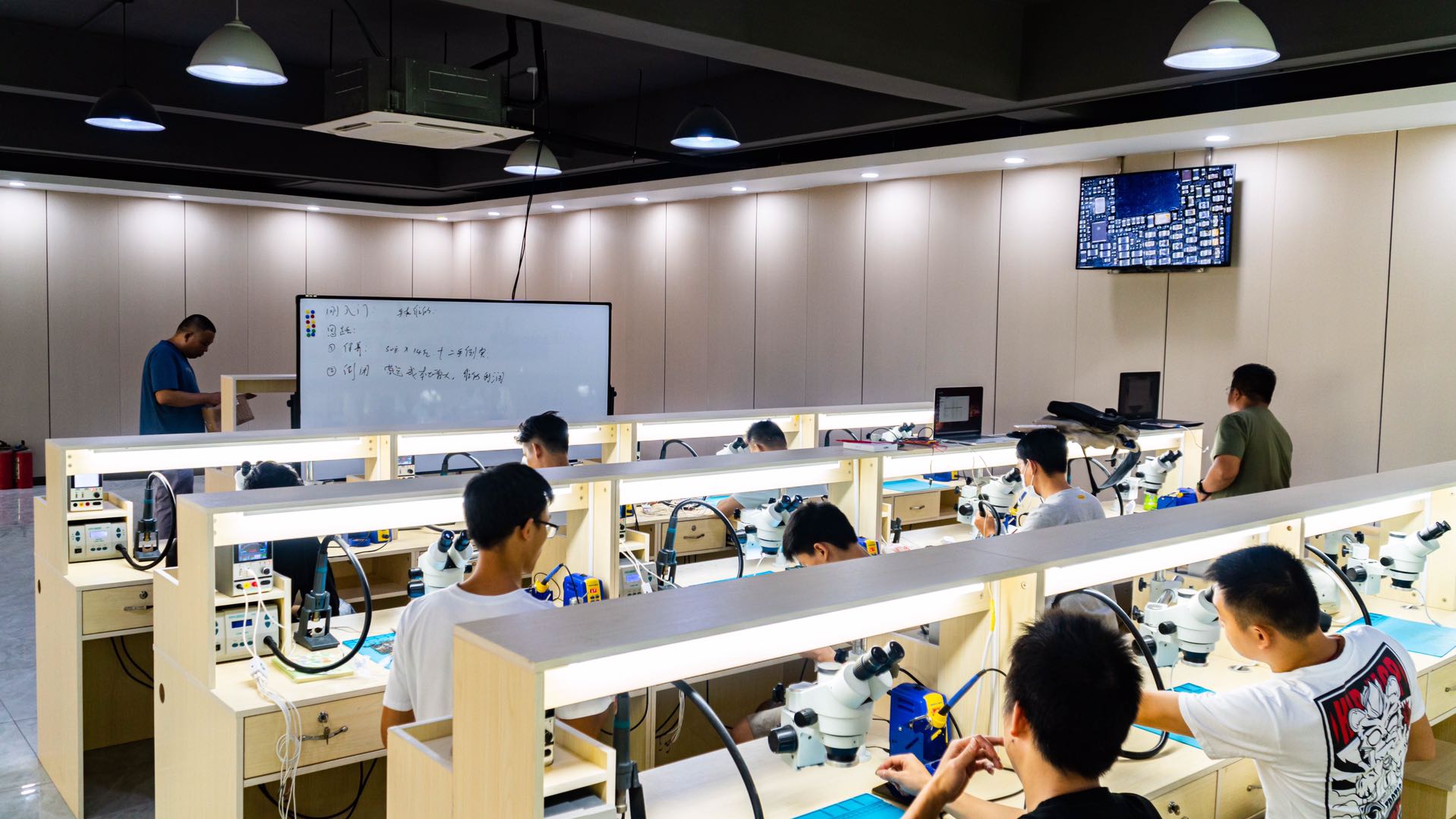 佛山手机维修培训学校,佛山手机维修培训班速成班