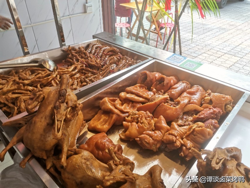 卤菜猪耳朵变黑是什么原因,卤菜第2天变黑了怎么办