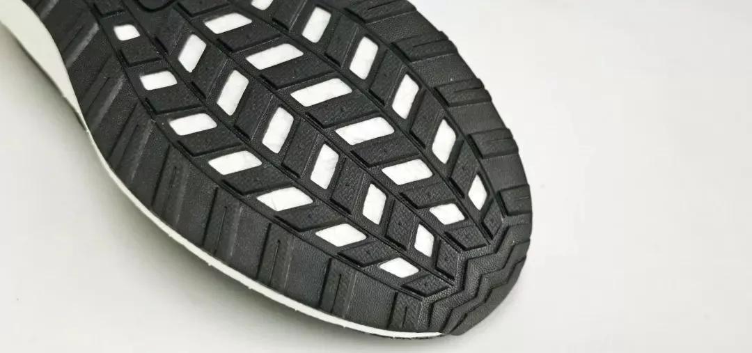 yeezyboost350v2creamwhite炒价,adidasyeezyboostrunner700v2