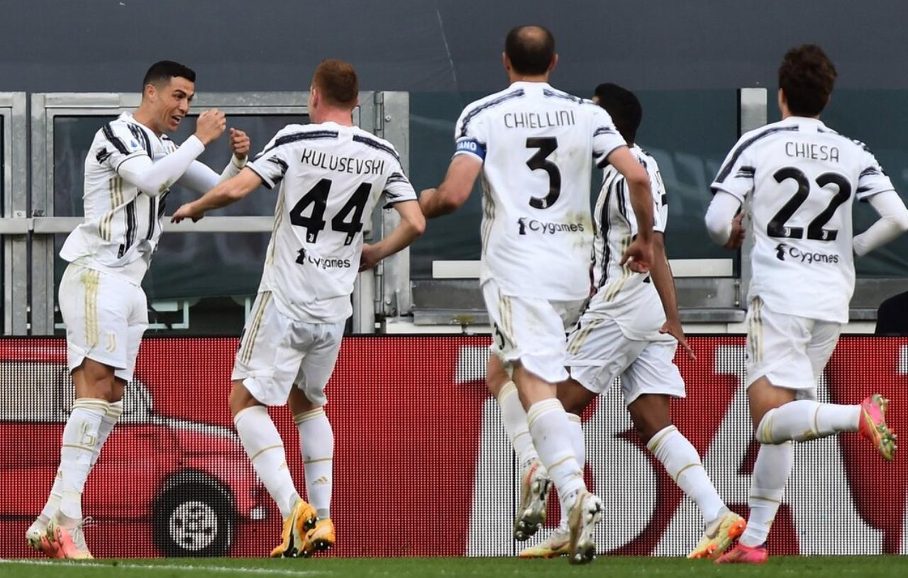 神剧情！C罗点球罚丢，补射破门，12分钟后，国米锋霸罚进点球