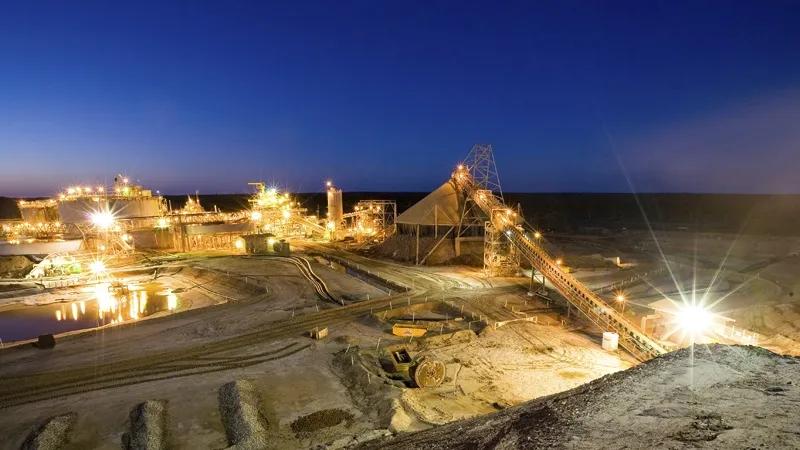 紫金矿业即将步入新台阶，有望跻身顶级矿业巨头行列