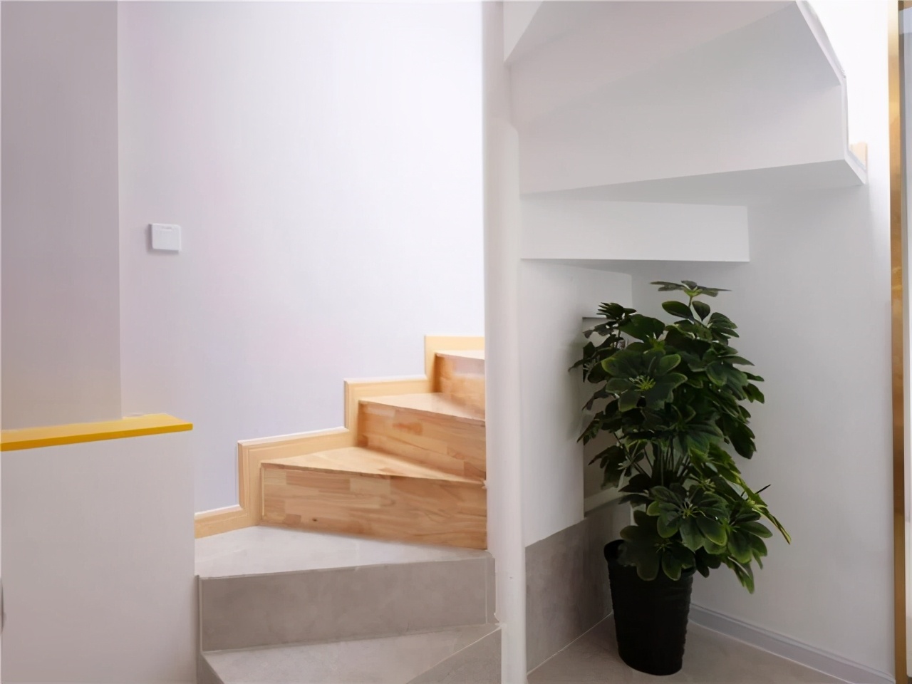 卧室改造极简风格主卧,小户型改造客厅次卧打通一半