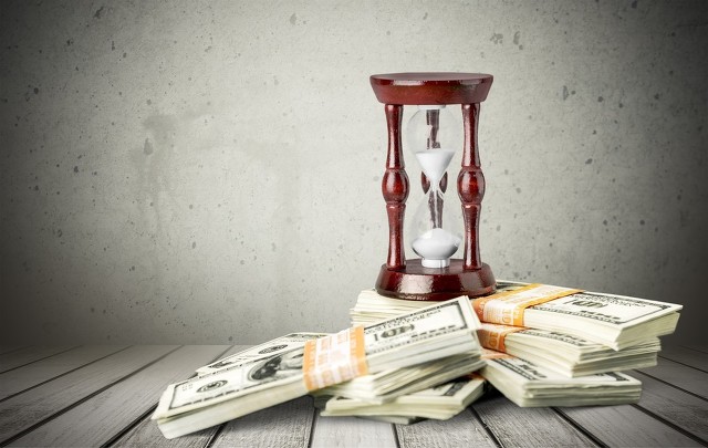 自媒体创作者是怎么挣钱的,自媒体创作者的成长之路