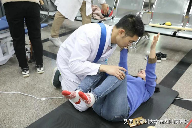 筋骨疼痛义诊,关爱骨病健康公益活动