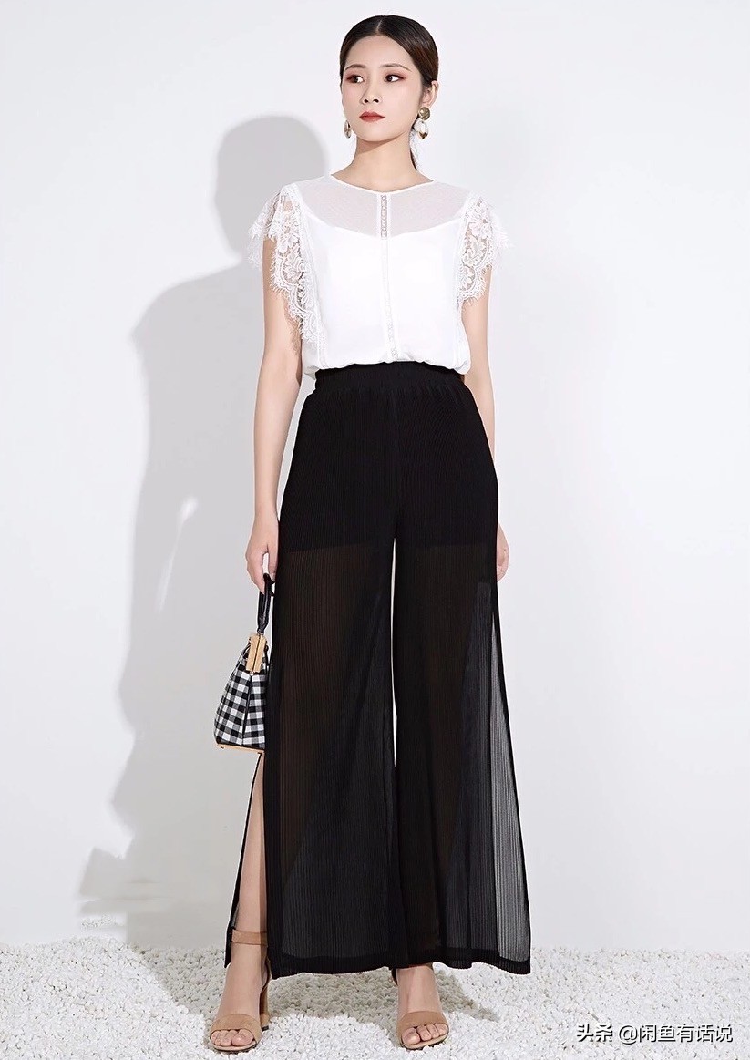 什么材质的小脚裤显瘦不臃肿,小脚裤已过时今年流行丝绒阔腿裤