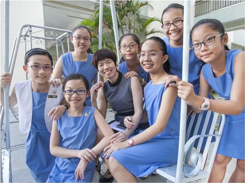 新加坡校服哪个好看,新加坡好看的校服