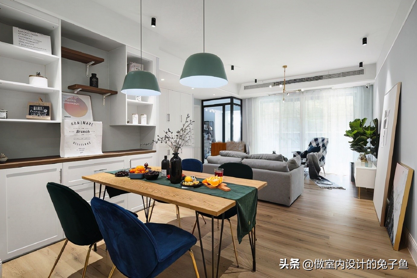 餐边柜怎么摆放好看图片视频,有餐边柜餐厅桌子怎么摆放最合适