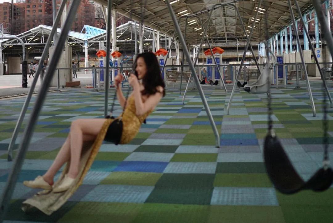 低调百搭高奢夏季英伦休闲小白鞋,百搭中跟漆皮鞋英伦风