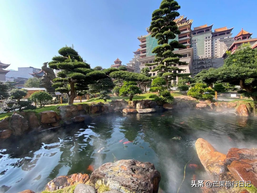 广西“布达拉宫”，据说台湾富商花30亿，用8000工人才建成