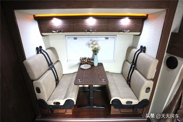 2018拓锐斯特房车经典款,拓锐斯特2022款房车c型菁英版