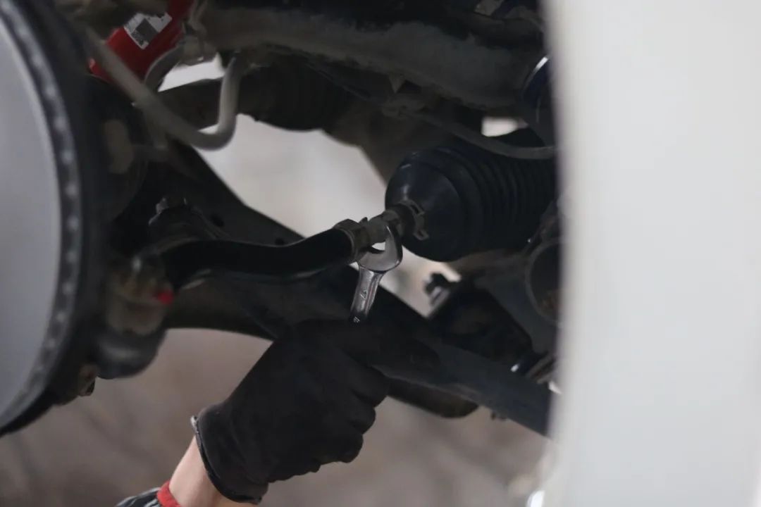 老车修复：翻新一辆破旧不堪的帕杰罗V93，还想再战十年工地