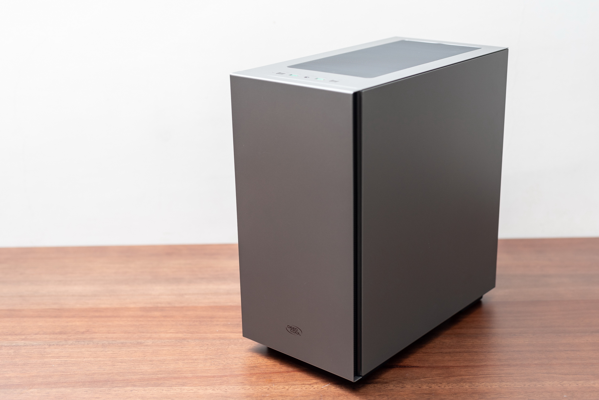 atx机箱和matx机箱有啥区别,高性价比matx白色机箱推荐