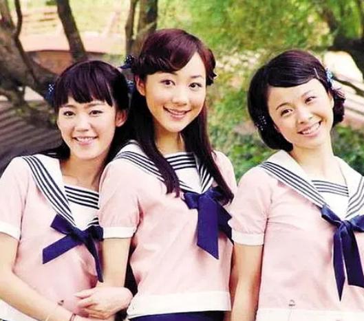 裴佩十八岁的天空,18岁的天空裴佩老师图片