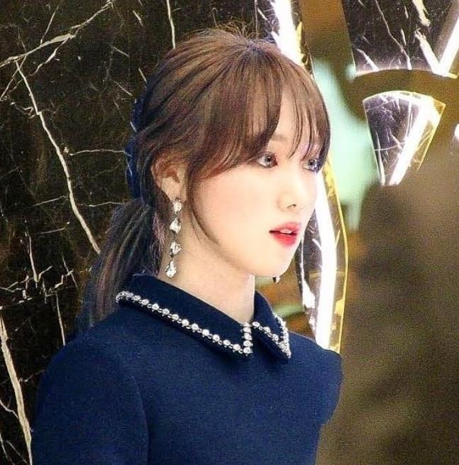 韩国百搭小黑裙的短款,韩国饰品品牌排行榜