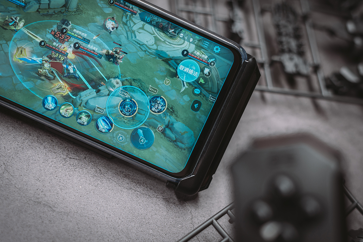 王者荣耀超强压枪,王者荣耀外设神器自动连招测试