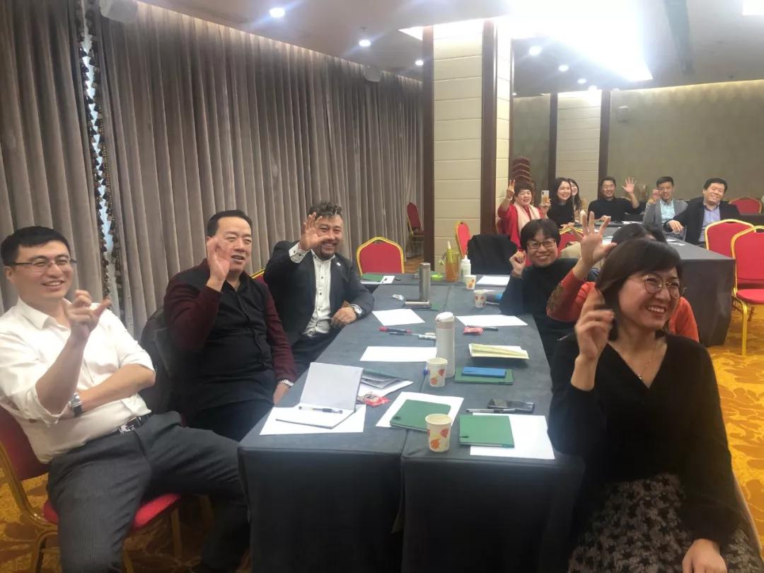 德申国际商务社交平台标志,德申国际俱乐部年度会议总结