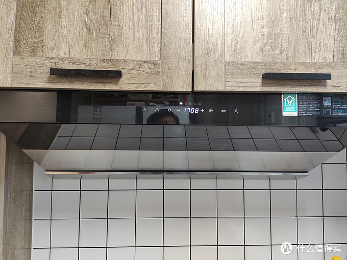 油烟机上门清洁服务,专业清洗厨房油烟机上门服务