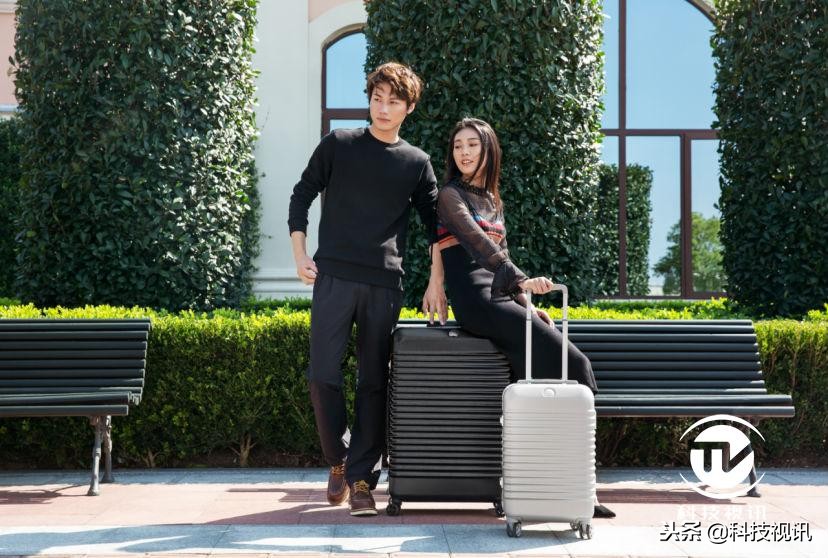 delsey行李箱巴黎哪个店有卖,delsey行李箱平底轮子