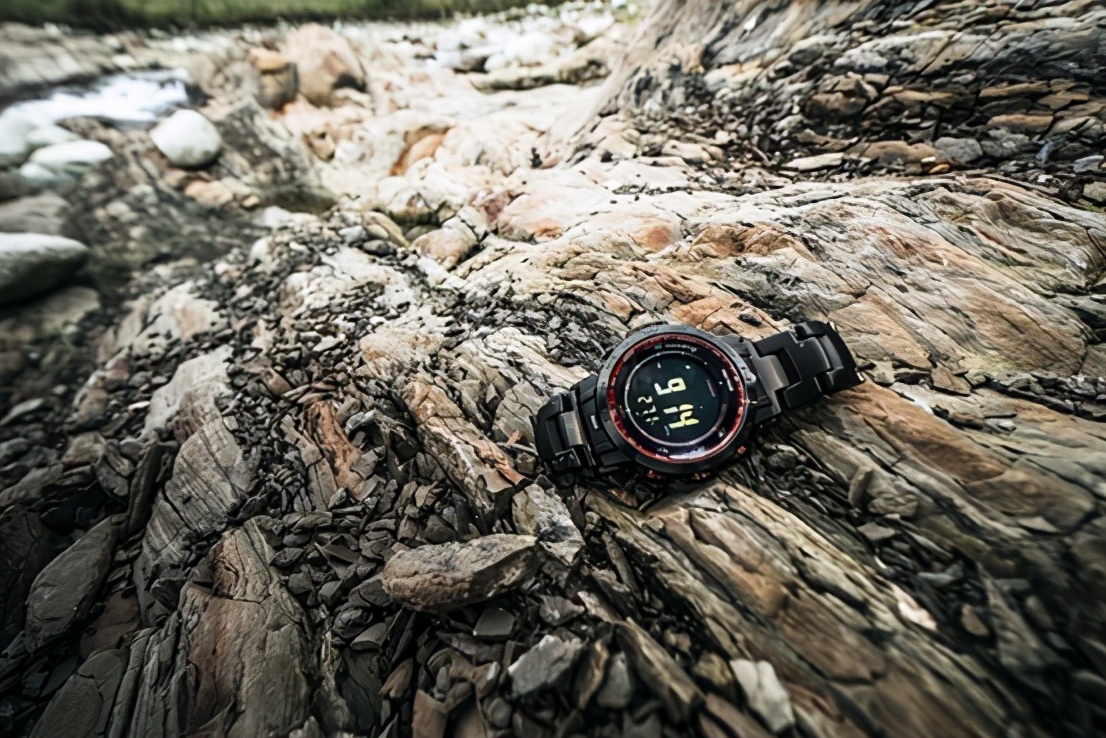 我与“熔岩瀑布”的日常PRW-30YT-1PR陪我体验浩瀚无垠