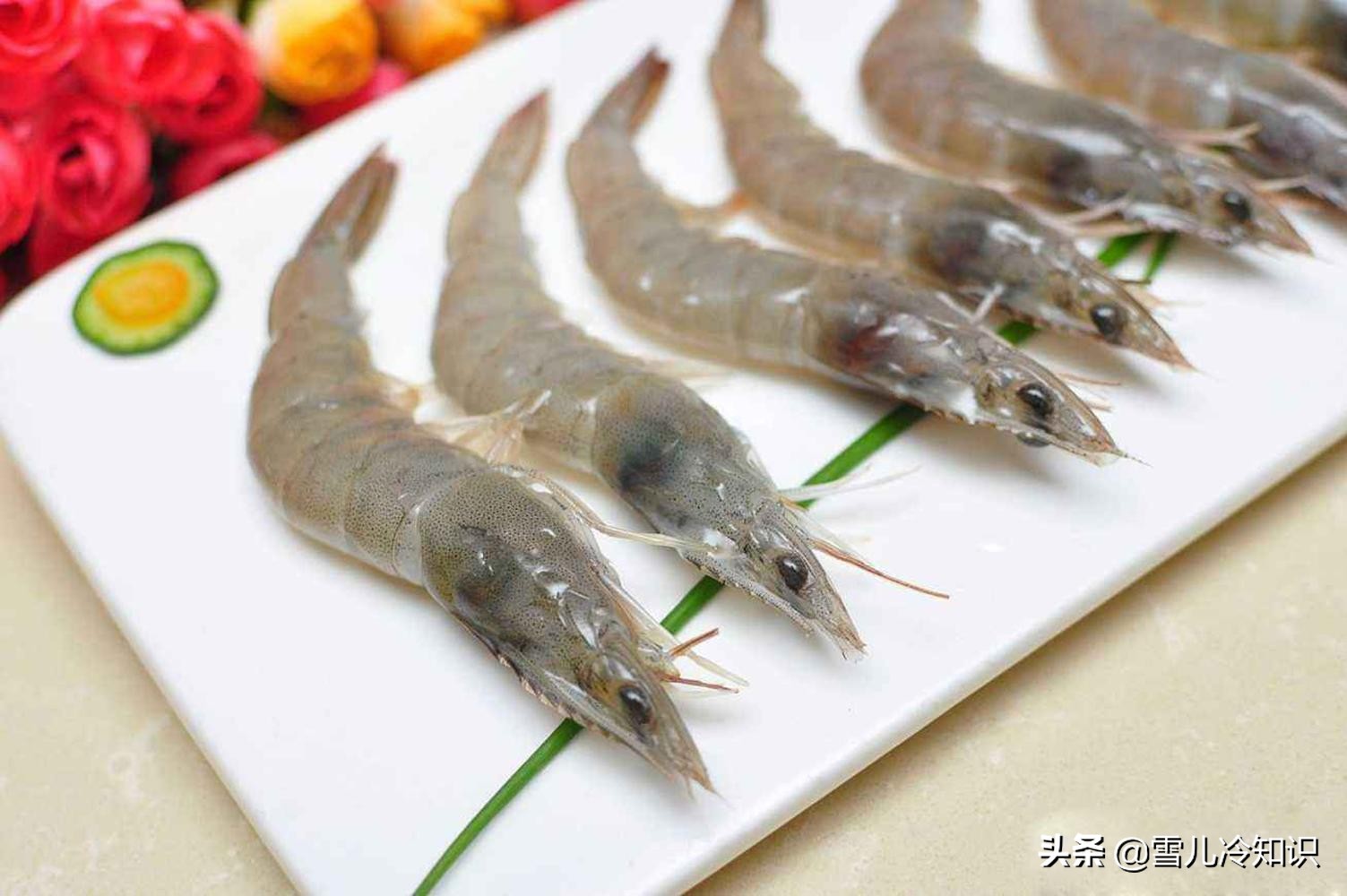 虾和维生素c为什么可以生成砒霜,维生素c和虾要间隔多久能吃